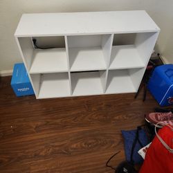 White Cube Shelves 