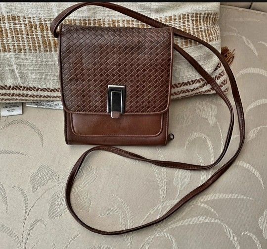 Leather Cross body purse 