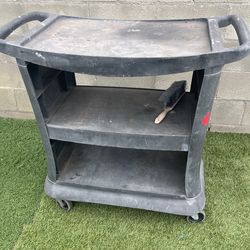 Rubbermaid Cart