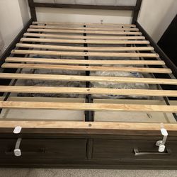 Bed Frame, Queen - Free