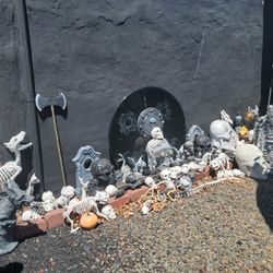 Halloween Various Decorations $100 Takes all of everything In The Picture 
