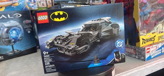 LEGO DC Batman: Batman v Superman Batmobile