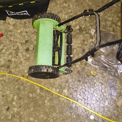manual push reel lawn mower,
