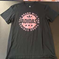 Adidas t-shirt size M