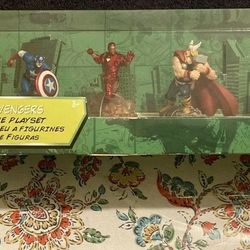 Avengers Figurine Set 