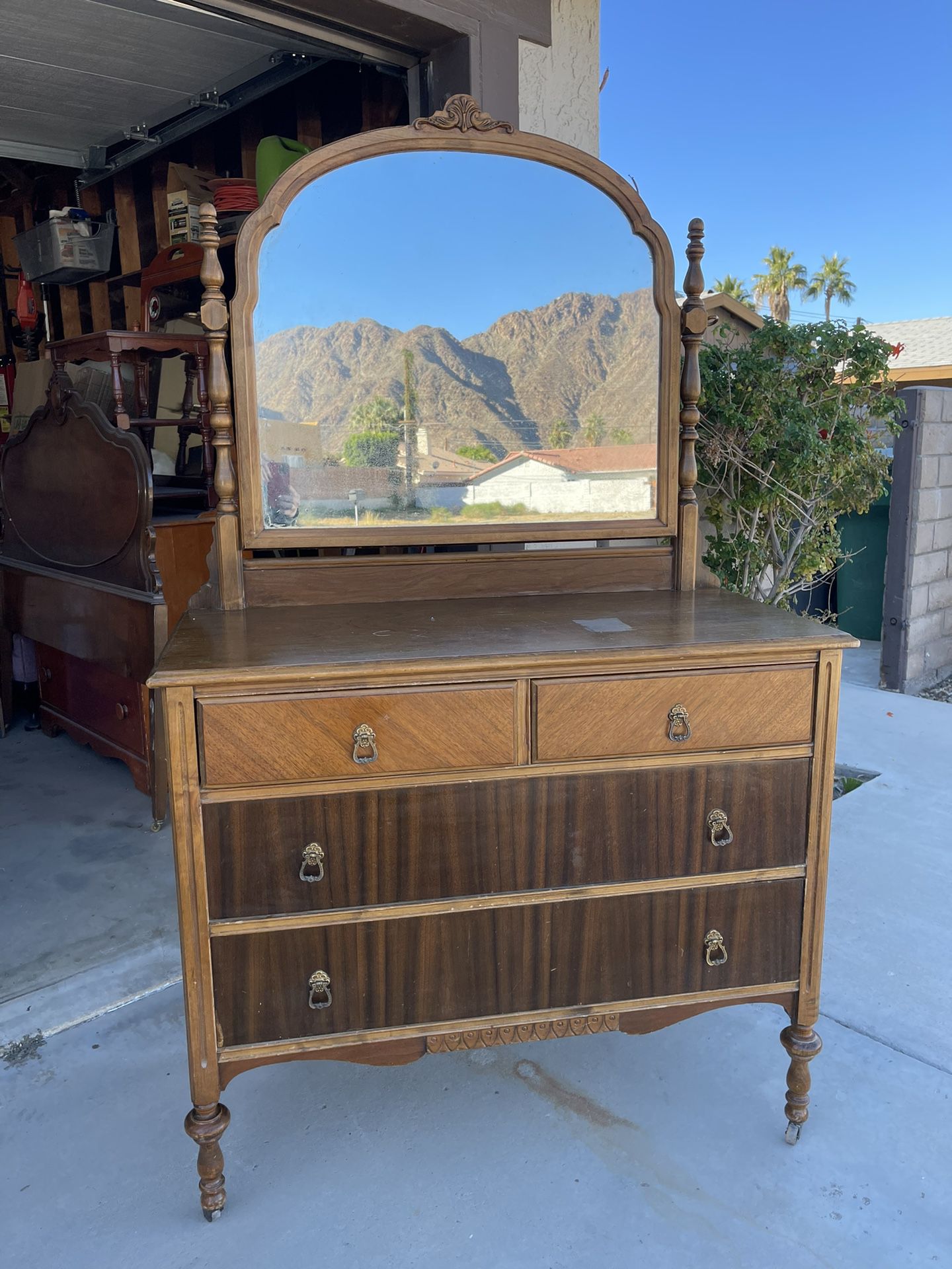 Antique Birch-Smith Furniture Company Dresser W/Mirror