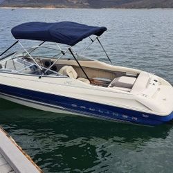 21ft Boat Bayliner