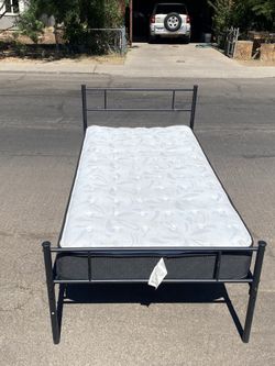 FREE DELIVERY: Twin Size Pillowtop Bed