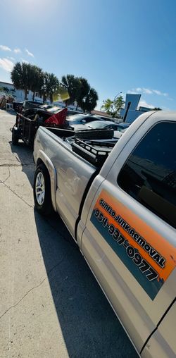 𝕁𝕦𝕟𝕜 ℝ𝕖𝕞𝕠𝕧𝕒𝕝