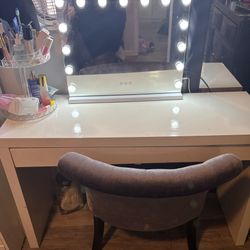 Makeup Vanity
