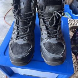 Denali Men’s Hiking Boots Size 9.5