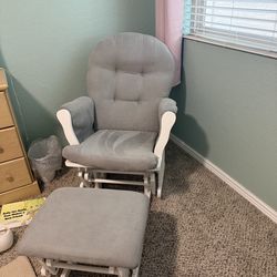 Rocking chair with leg rest