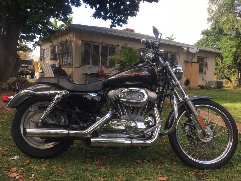 Harley Davidson 883