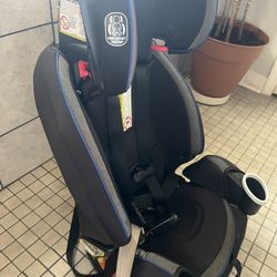 Graco - 4Ever® DLX 4-in-1 Car Seat - Kendrick