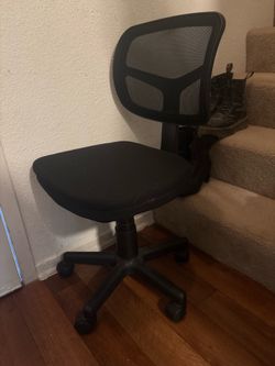 Desk chair