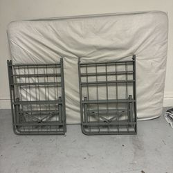 Queen Size Bed With Bed Holder 