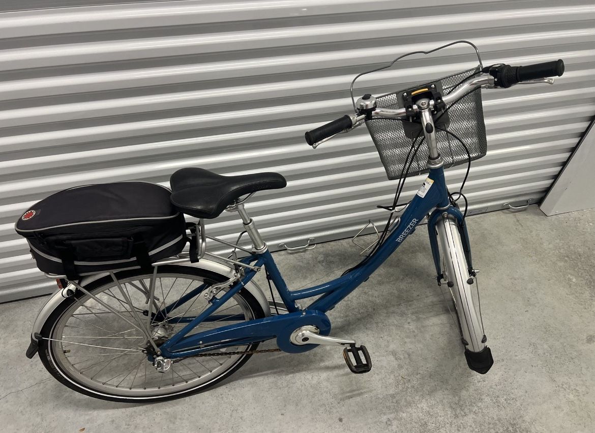 3 Speed Cruiser With basket