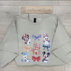 Minnie Mickey Disneyland Crewneck Sweater