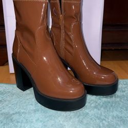 Steve Madden Women’s Boots 