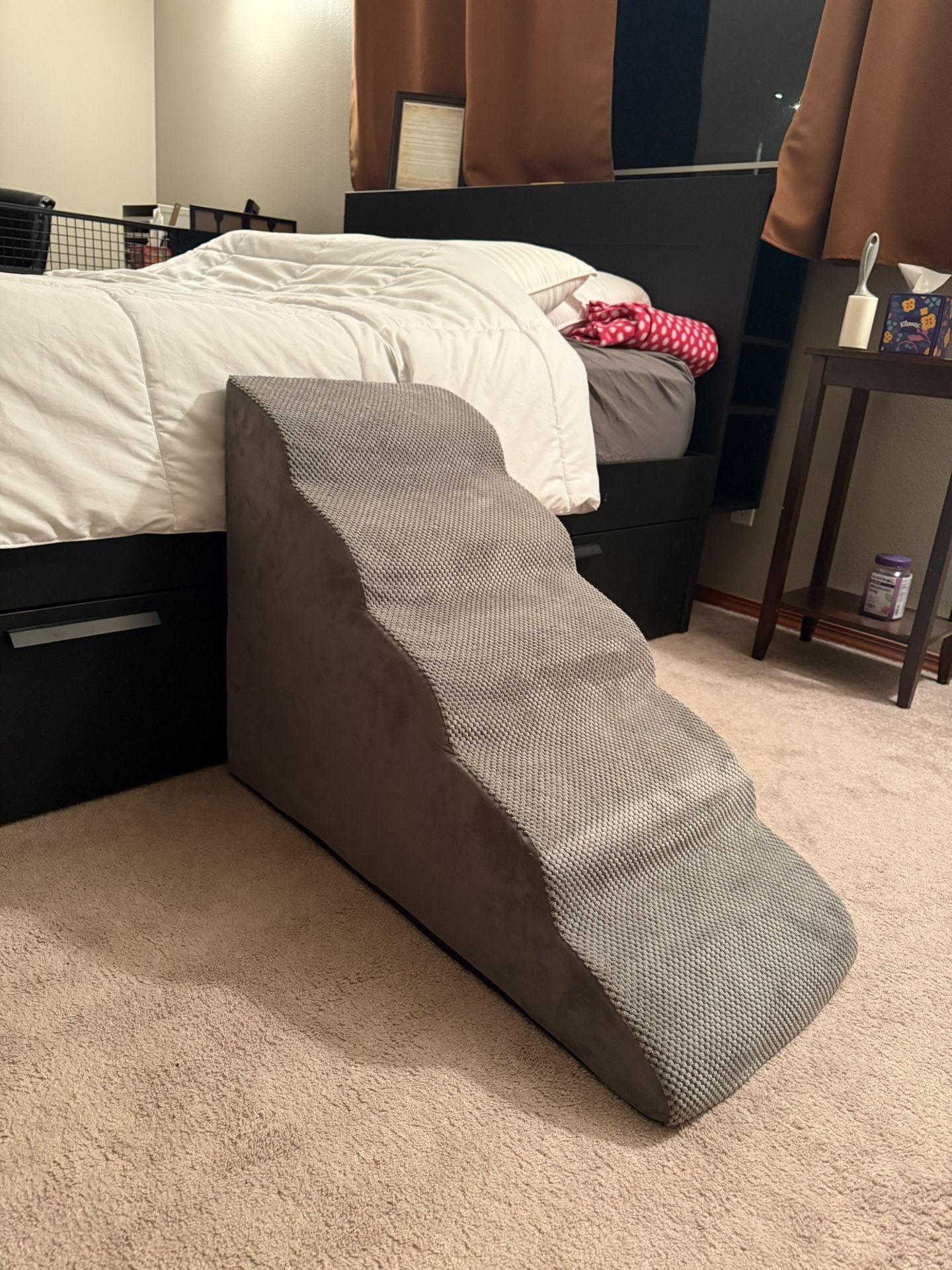 5-Tier Dog Ramp for Bed or Couch – Grey Memory Foam, Great Condition