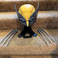 Marvel legends X-men Wolverine leather mask w/claws
