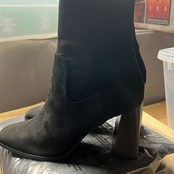 Women ’s boots