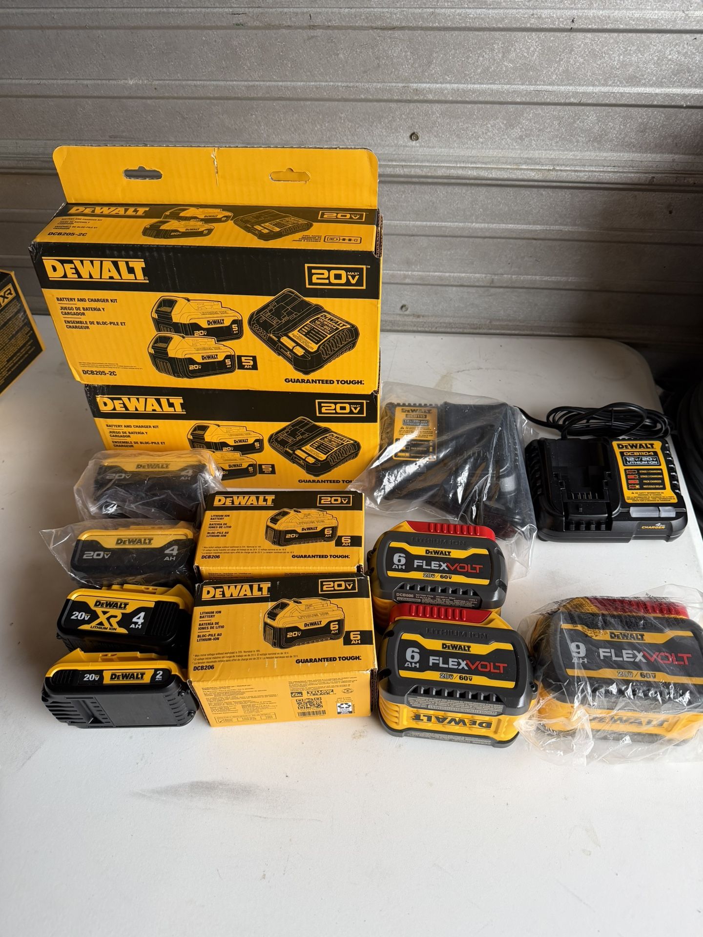Dewalt Batteries And Chargers 
