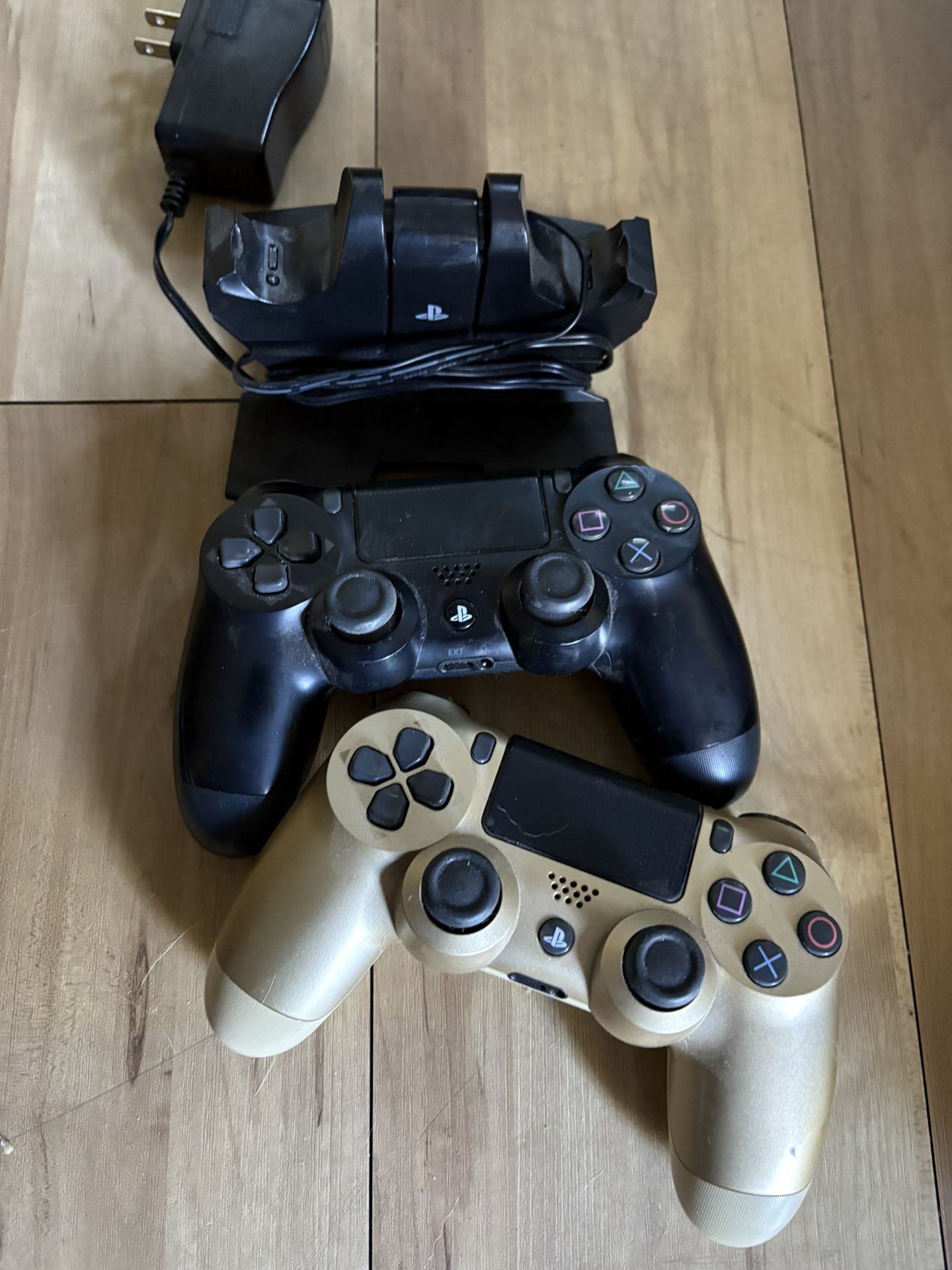 PS4 Controllers and Charging