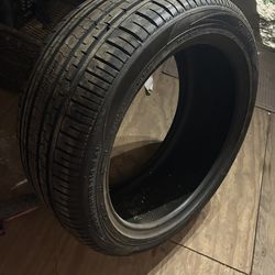 305/40R22