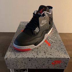 Retro Jordan 4 “Bred” size 12