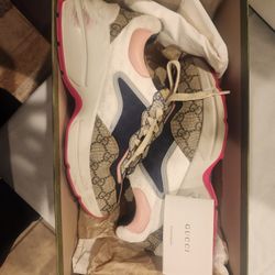 Gucci Shoes Size 7.5 Womens