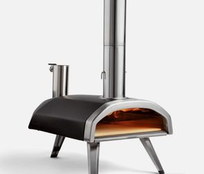 Brand New Ooni Fyra 12 Wood Pizza Oven