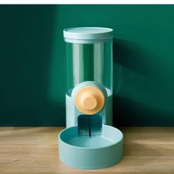 New. Automatic Pet Feeder. Hang on Cage Feeder. For Digs, Cats, Rabbits, Hampsters, Guinea Pigs, Chinchilla, Ferrets.