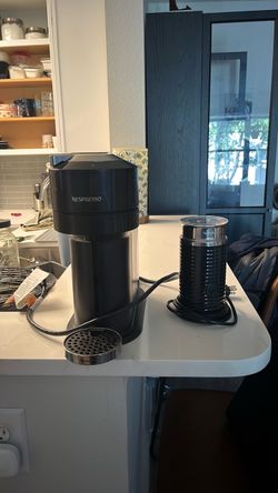 Nespresso Vertuo Next w/ Frother