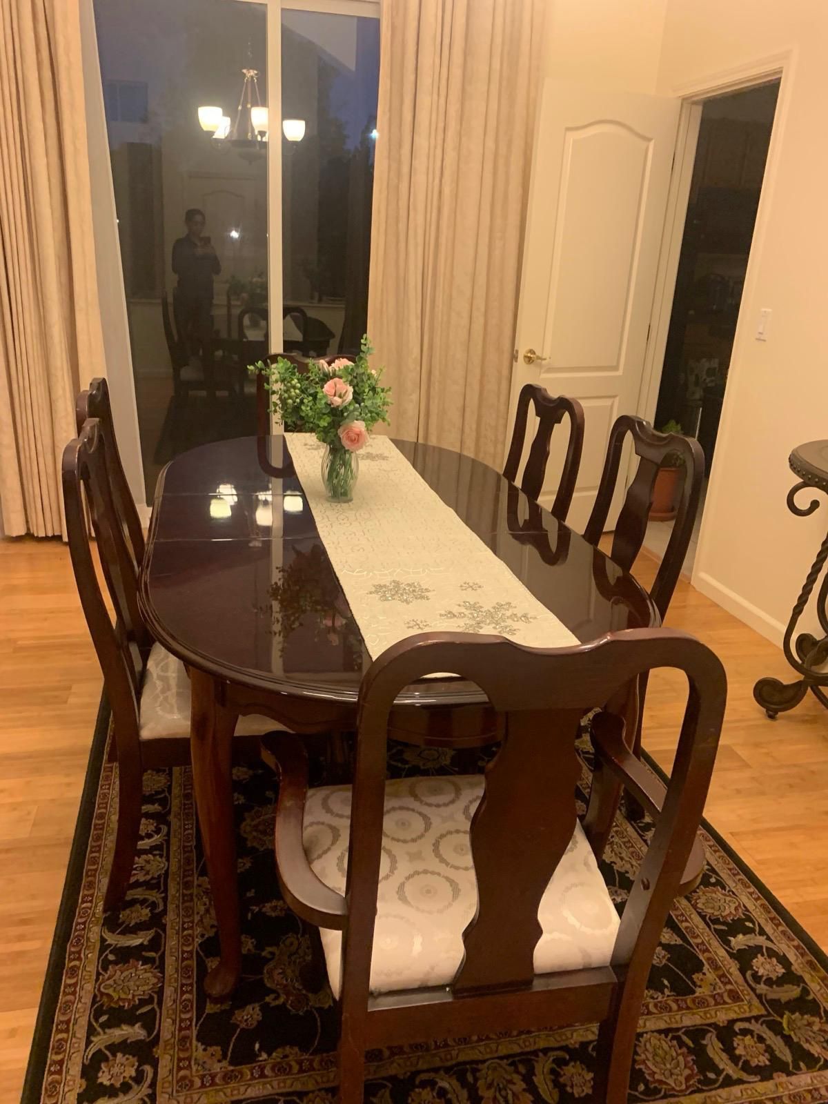 Dining table 