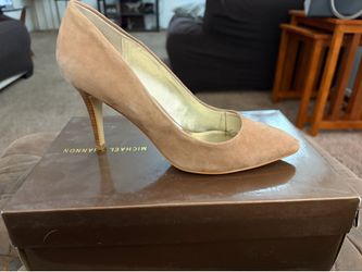 Michael Shannon beige heels