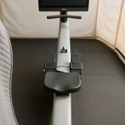 Rowing Machine 