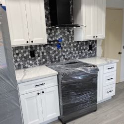 Kitchen Countertops , Backsplash ,