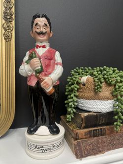 Vintage Sankyo Bartender Musical Decanter❤️ 