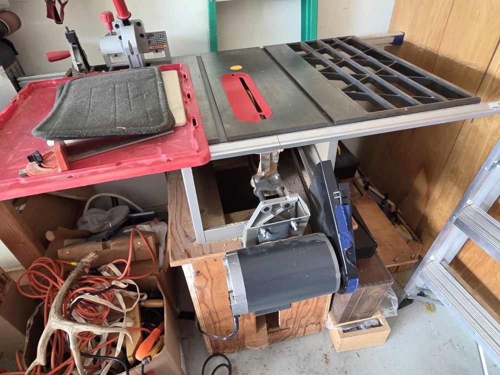 Table Saw