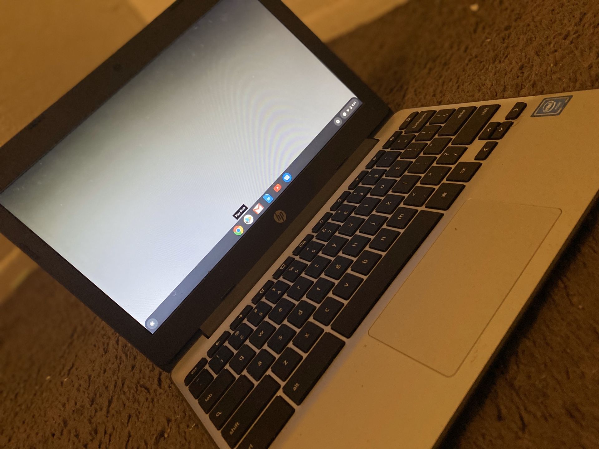 Hp laptop.trade for AirPods for Sale in Phoenix, AZ OfferUp