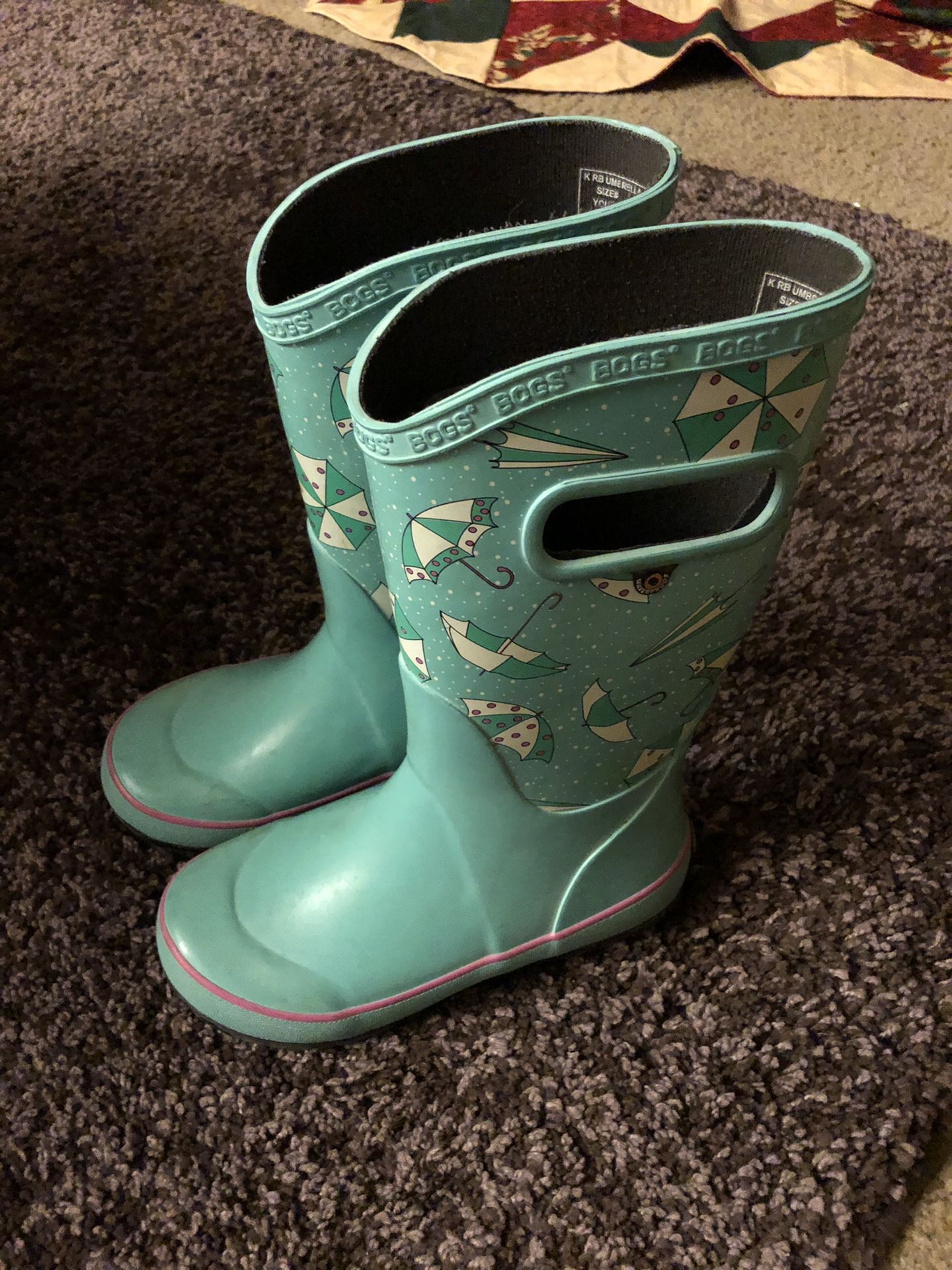Size 1 girl BOGS rain boots