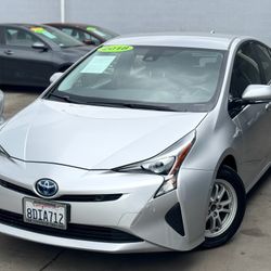 2018 Toyota Prius Two 