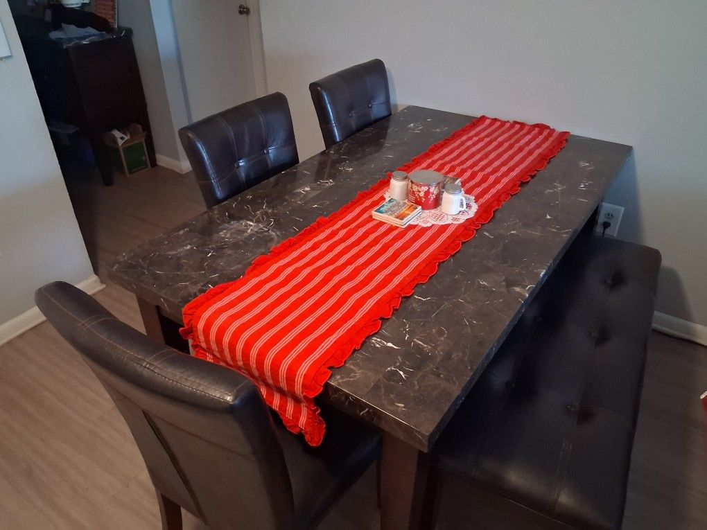 Free Dining Table With Chairs & Bench