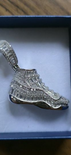 925 Silver With Mossonite Diamond Jordan Sneaker Pendent 