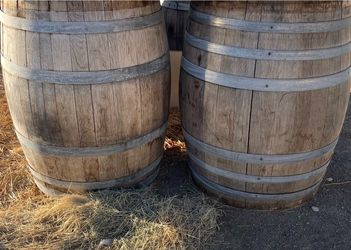 Wine barrel