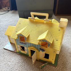 Fisher price family home