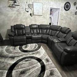 Sectional Spfa Black Speakers And 🔊 Led Lights