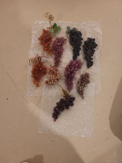 Beautiful Grape Decor