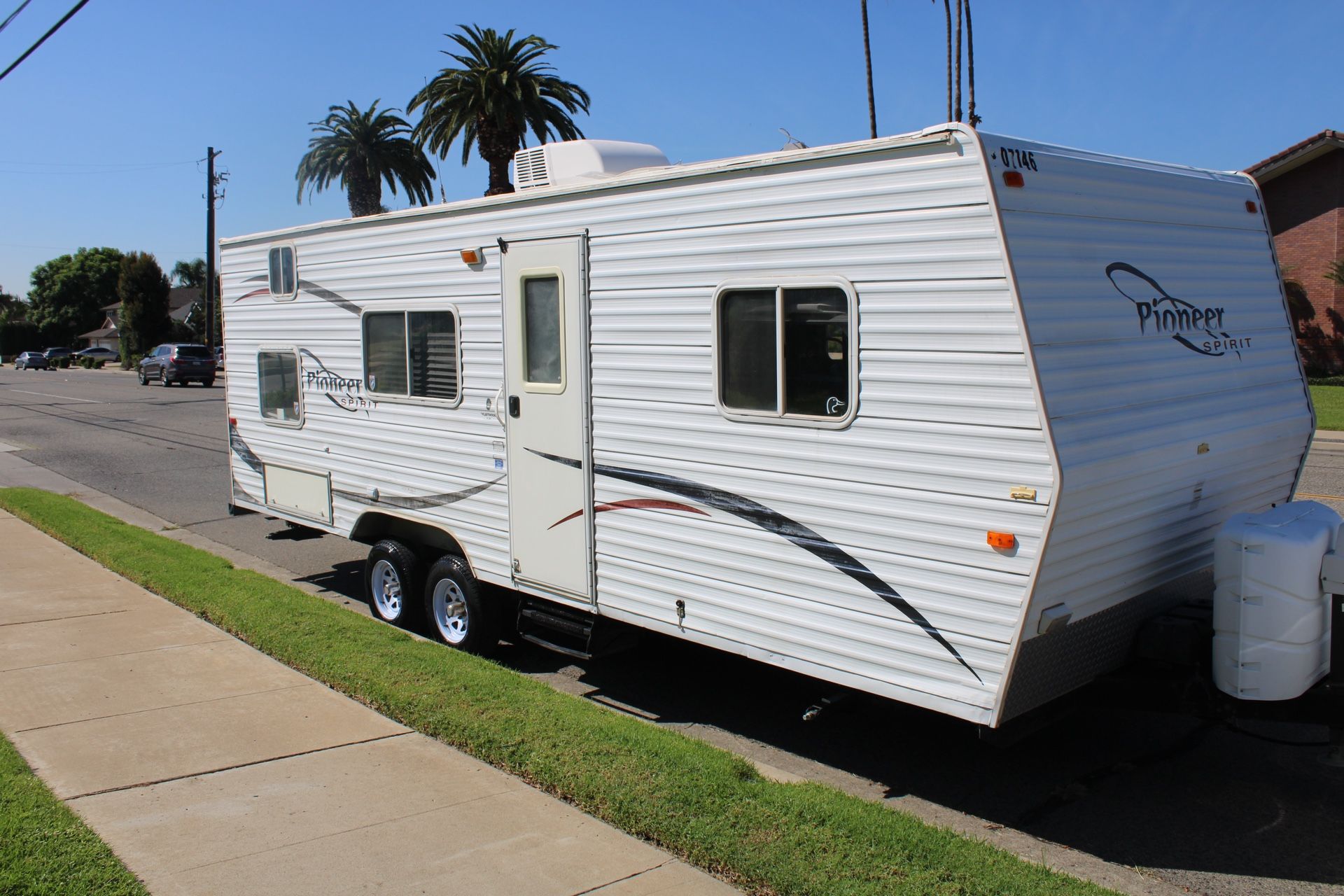 2007 Pioneer Travel Trailer